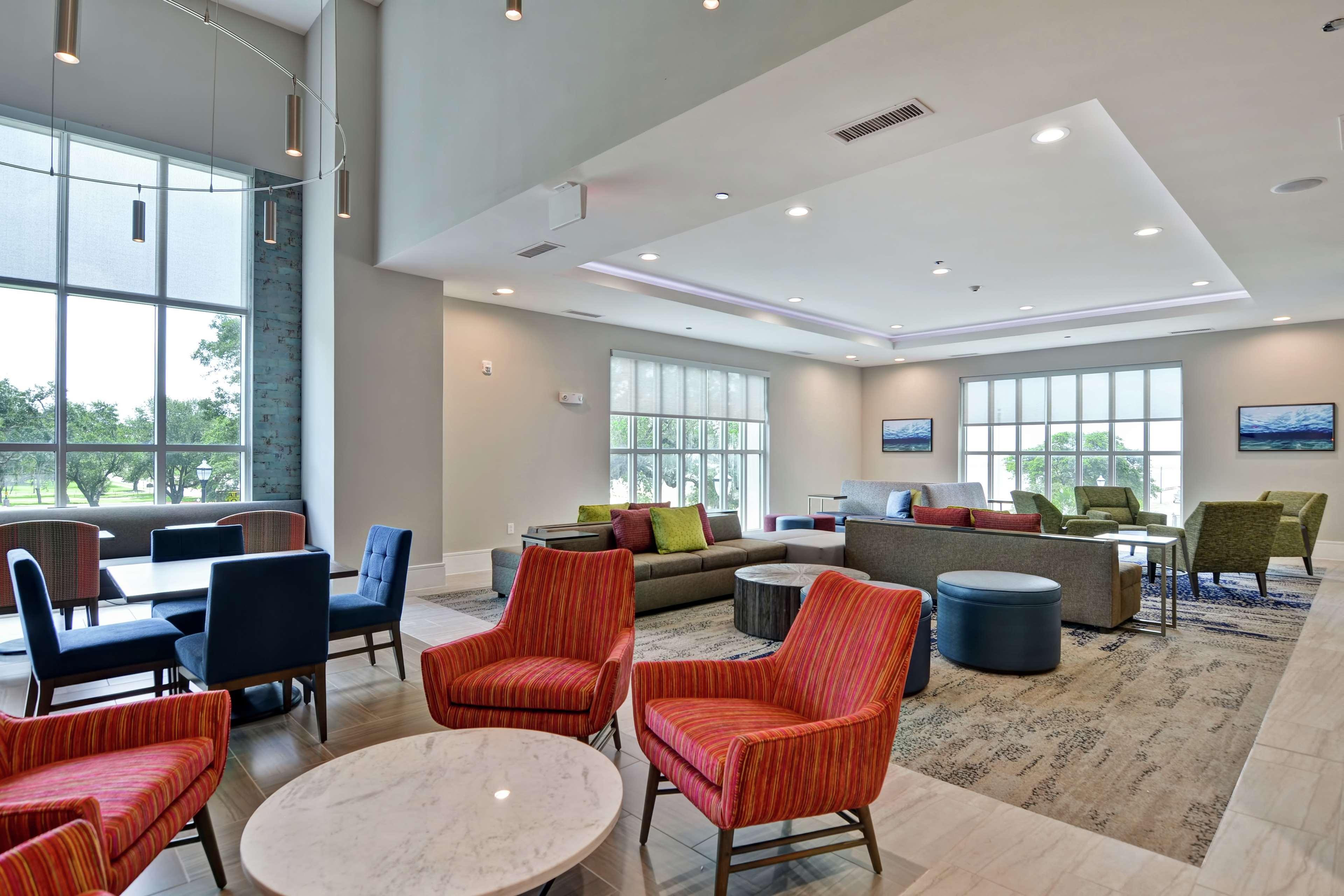 Hilton Garden Inn Biloxi Exterior photo
